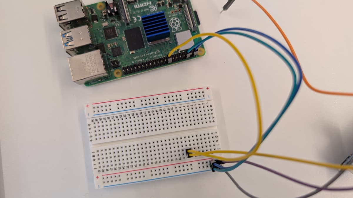 TRIG pin breadboard to Pi